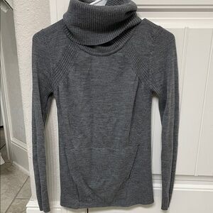 Gray lululemon wool Turtleneck Women's Sweater